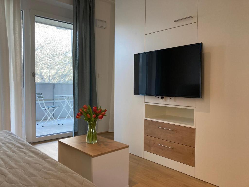 TV o dispositivi per l'intrattenimento presso Reload by BestChoice - Parking - Self Check-in