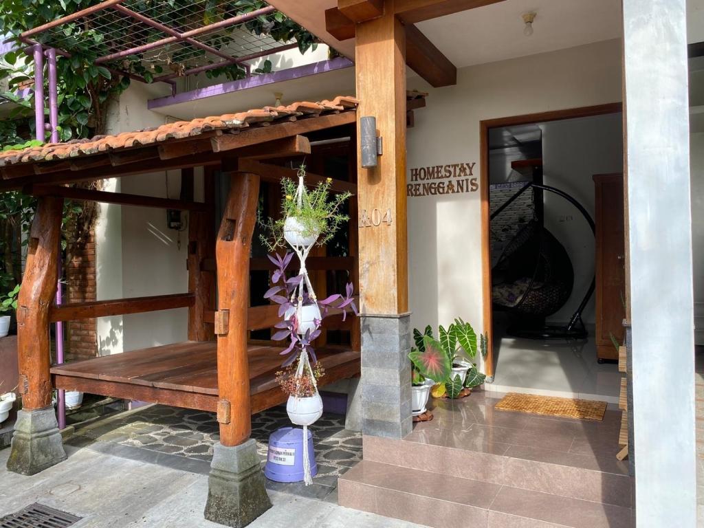 Rengganis Homestay - Haus Mit Drei Schlafzimmern