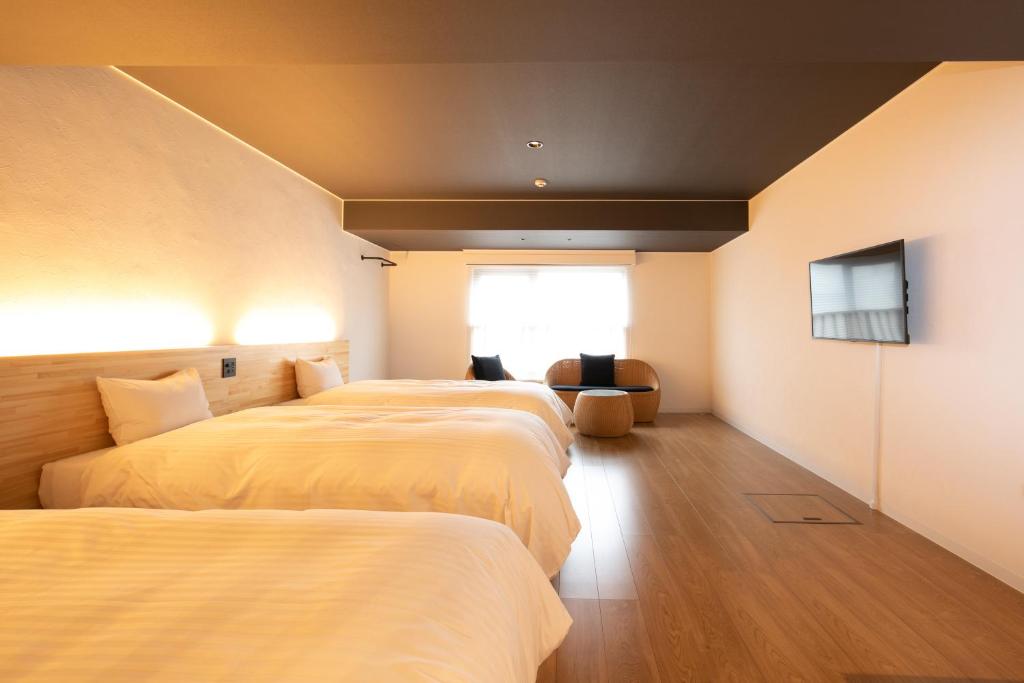 Kochi Sunrise Hotel - Triplo Stanza Con Doccia