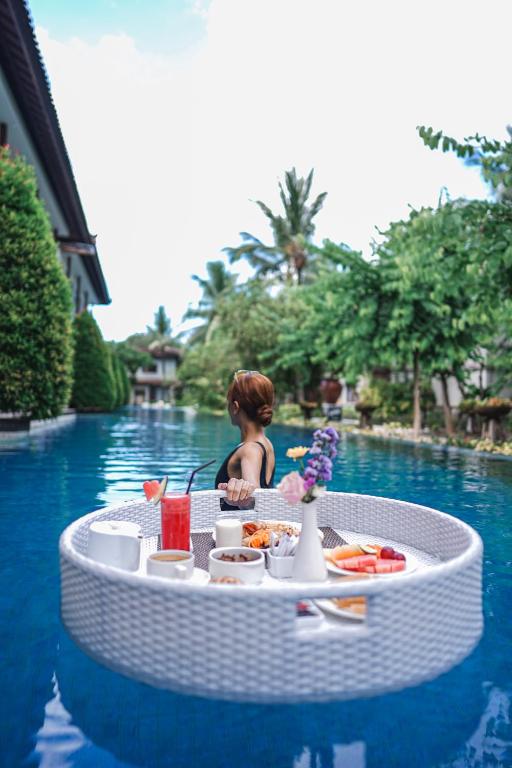 Grand Whiz Hotel Nusa Dua Bali - Photo 4