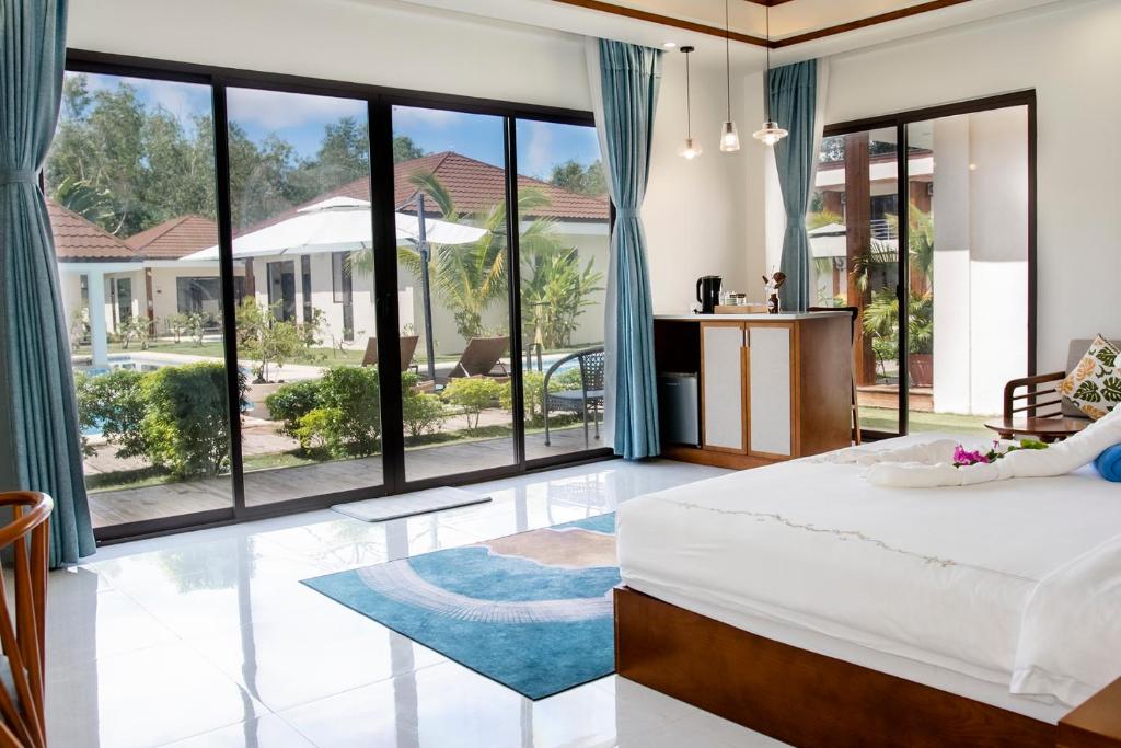 Amphitrite Resort - Deluxe Villa