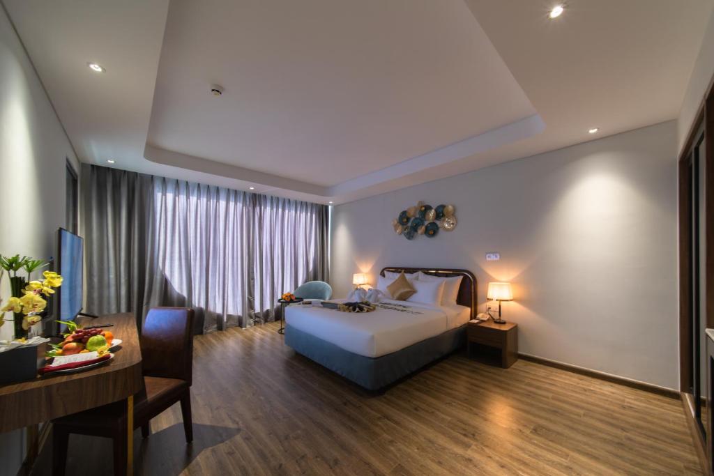 Phòng Senior Deluxe Nhìn Ra Thành Phố