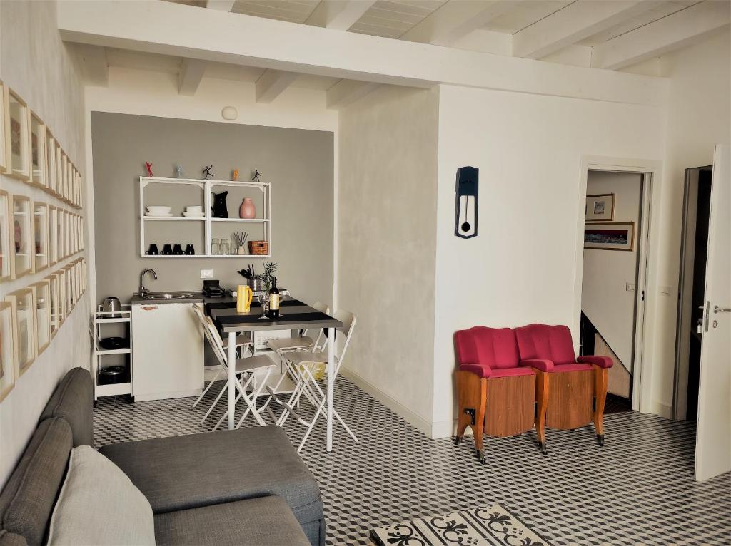 Kuchyňa alebo kuchynka v ubytovaní Suite Bagnara- Ortigia Holidays