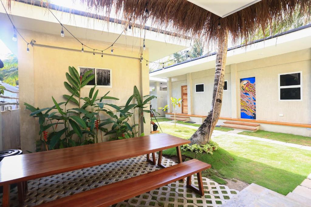 Zahrada ubytování Beach People Hostel Bantayan Island