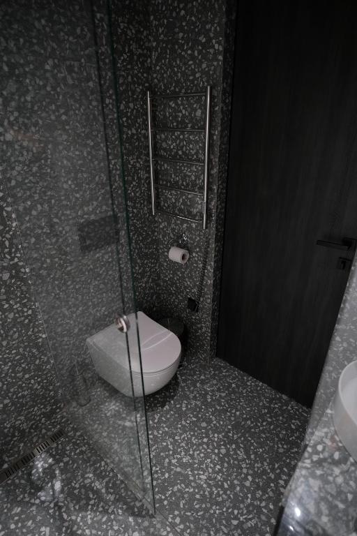 Koupelna v ubytování Vip Avtim hotel