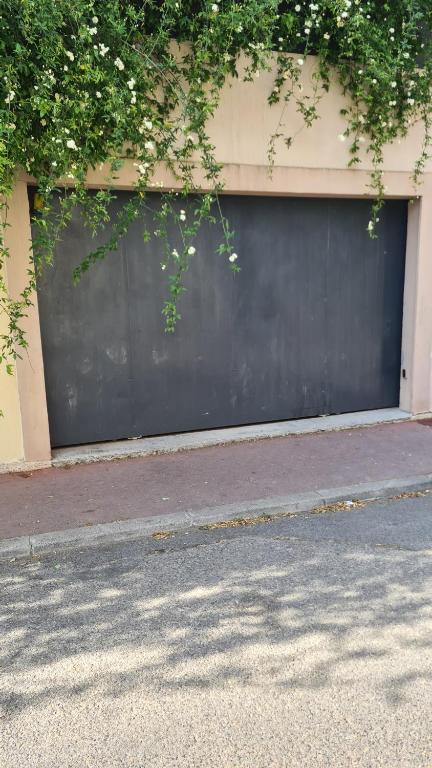 Zdjęcie z galerii obiektu Suite indépendante avec 1 chambre et 1 bureau w Montpellier