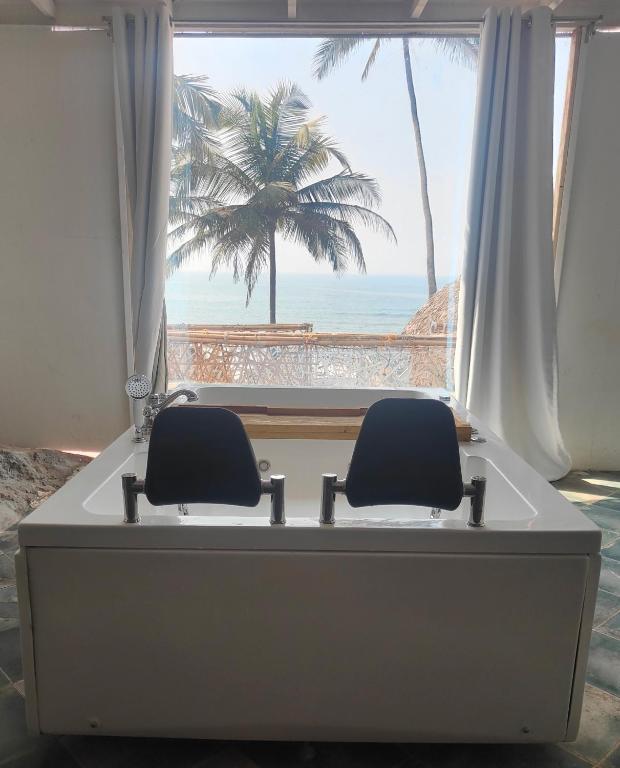 Obrigado by Craftels - King Room With Sea View