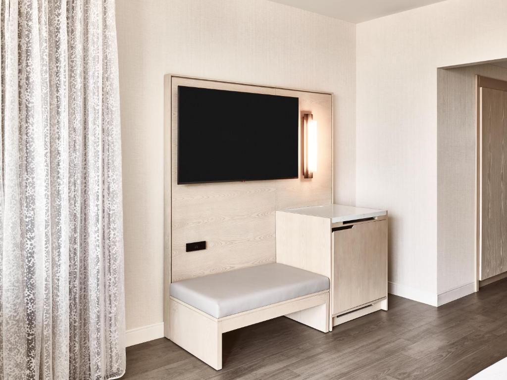 TV a/nebo společenská místnost v ubytování The Westin Tempe
