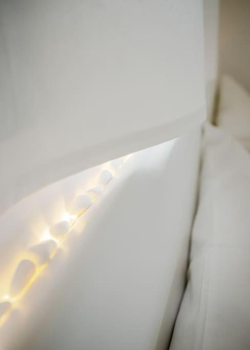 Una cama o camas en una habitación de The View