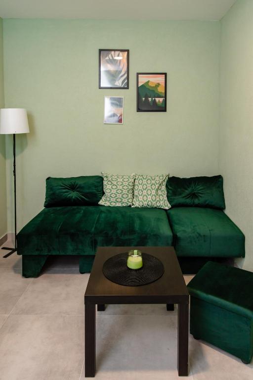 Đerdan Garden apartments的休息区