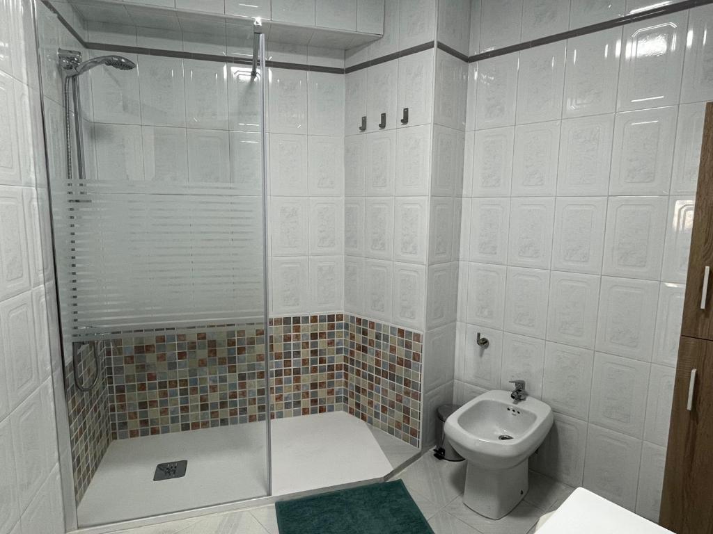 Zdjęcie z galerii obiektu Práctico y cómodo apartamento. w Maladze