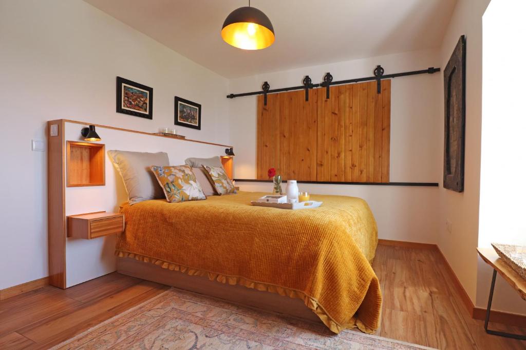 Fotografie z fotogalerie ubytování Casa das Rosas by Homing v destinaci Arco da Calheta