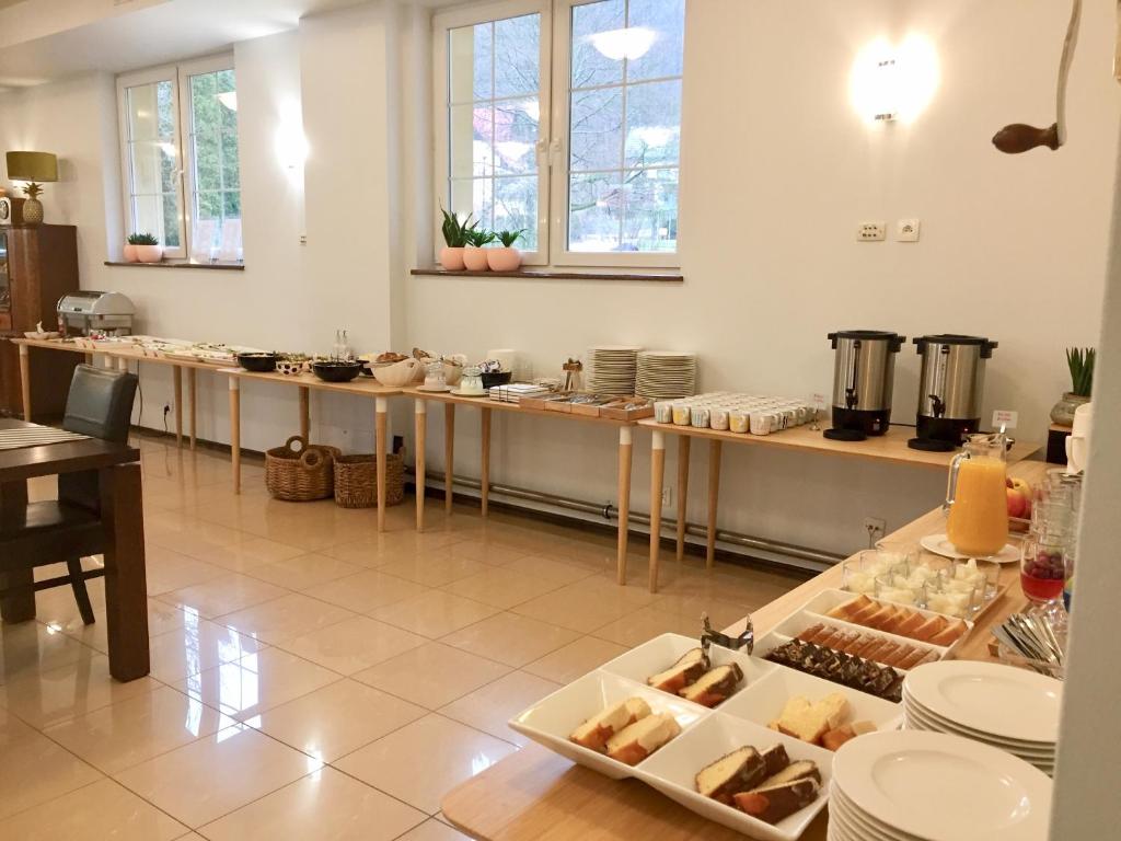 Jedlo v ubytovaní bed & breakfast alebo blízkom okolí