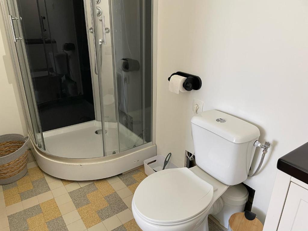 32 parc des sports chez catherve - Chambre Double Avec Salle De Bain Privée