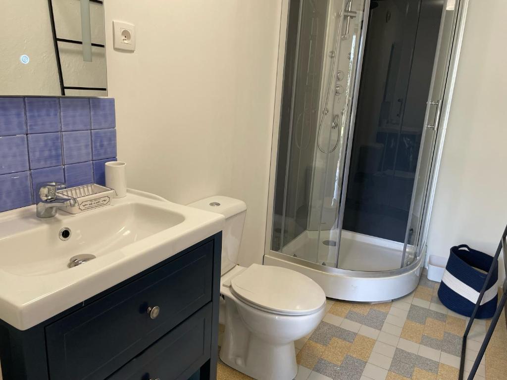 32 parc des sports chez catherve - 4倍の部屋