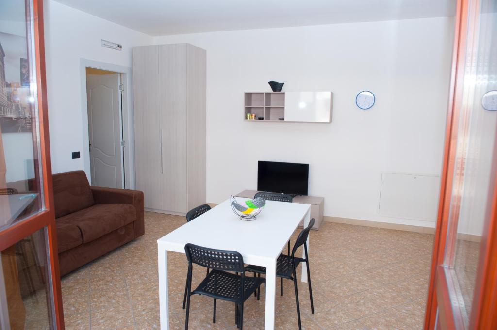 Residence Le Groane - Appartement Met 4 Slaapkamers (9 Volwassenen)