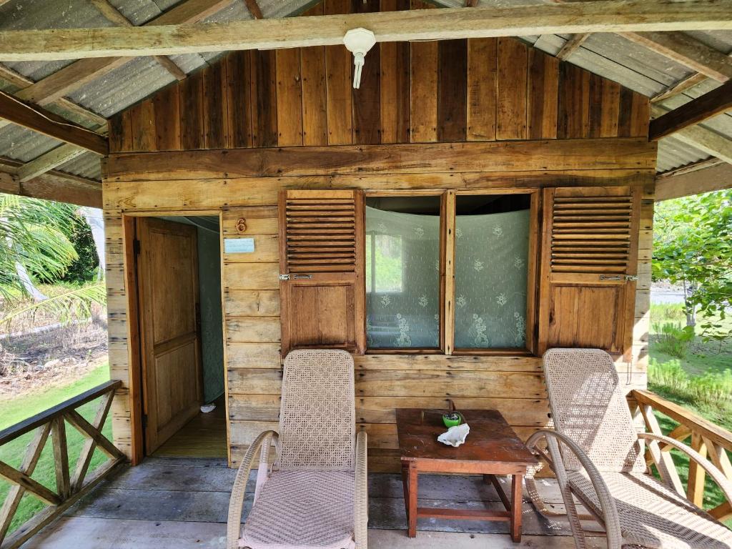 Fotografie z fotogalerie ubytování MB Palambak Island Resort Pulau Banyak Aceh Singkil v destinaci Pulau Palambakbesar