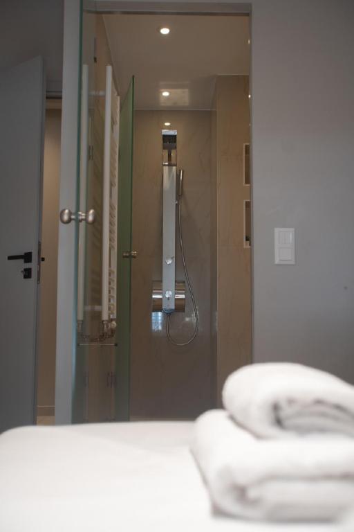 Acropolis Vibes Apartments - 19