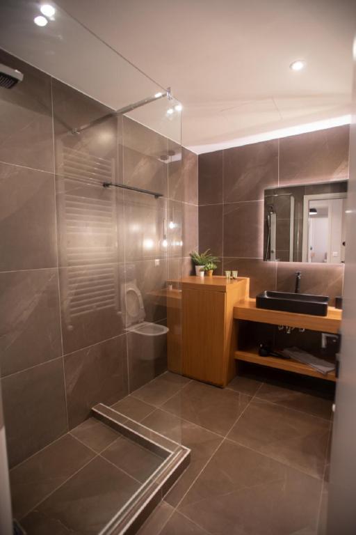 Acropolis Vibes Apartments - 14