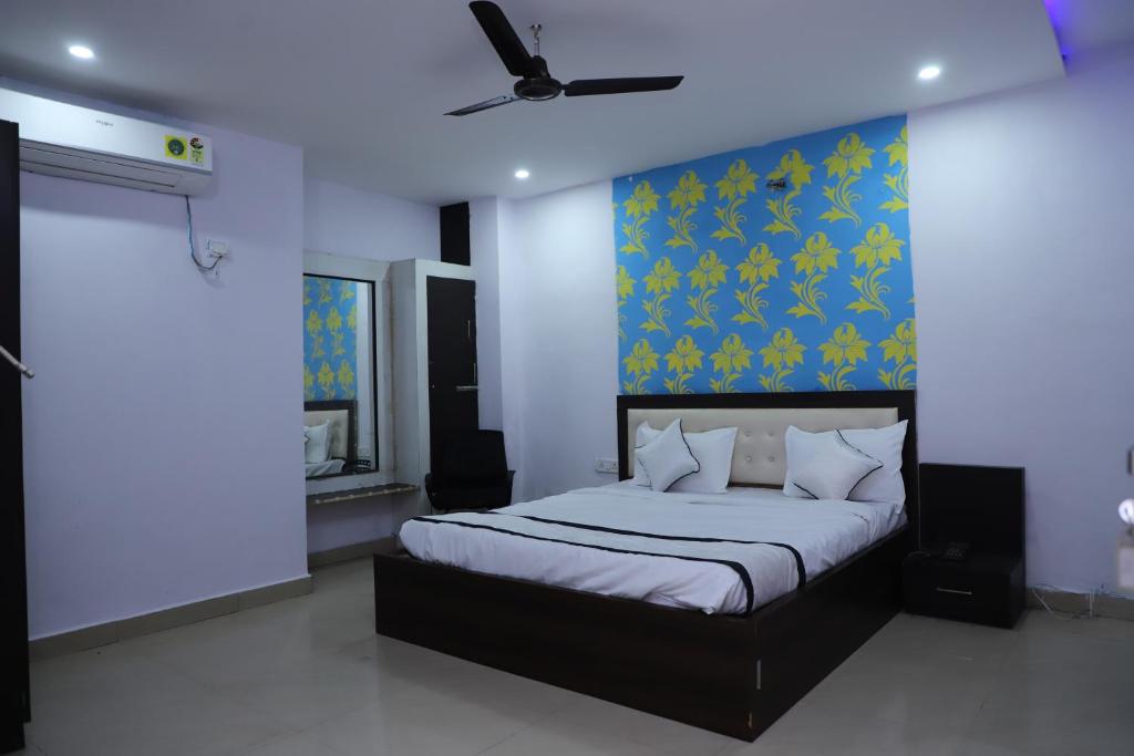 Hotel Axiom Prime - Housity