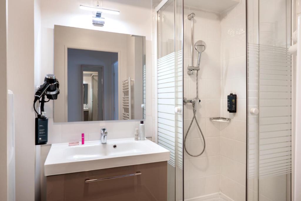 Séjours & Affaires Créteil Le Magistere - One-Bedroom Apartment (4 Adults)
