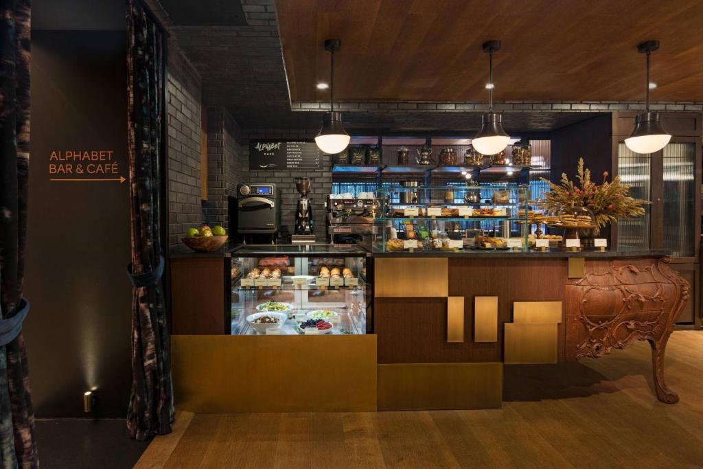 Moxy NYC East Village photo