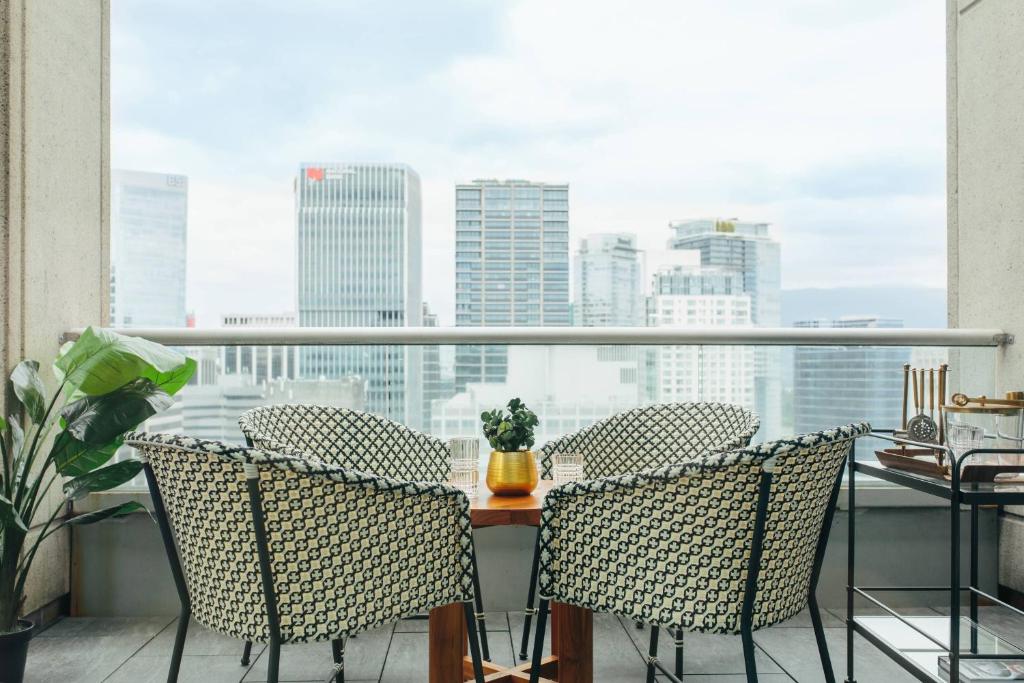 Delta Hotels by Marriott Vancouver Downtown Suites - Resim 14