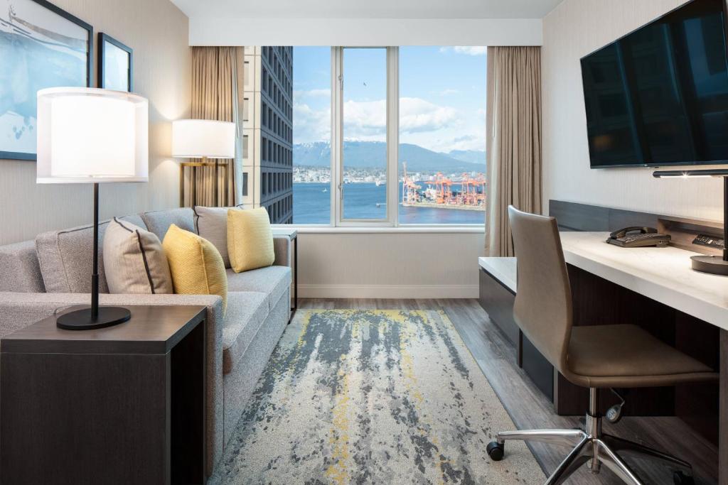 Delta Hotels by Marriott Vancouver Downtown Suites - Resim 16