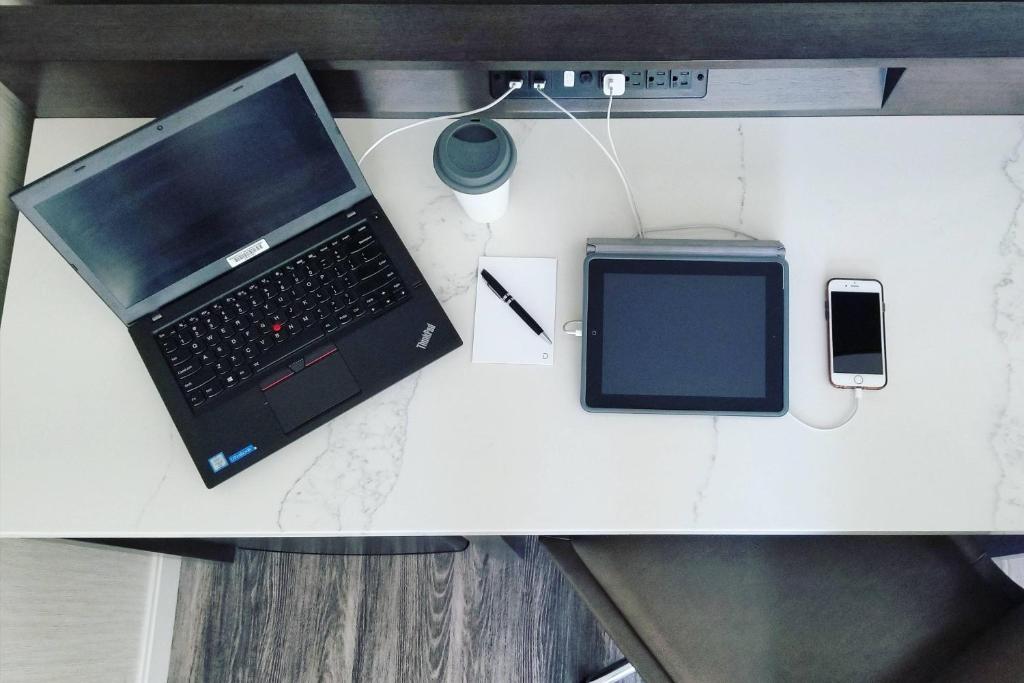 Delta Hotels by Marriott Vancouver Downtown Suites - Resim 30