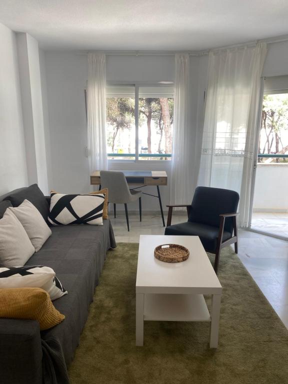 Posedenie v ubytovaní ¡NUEVO! Zona tranquila cerca de la playa de La Carihuela