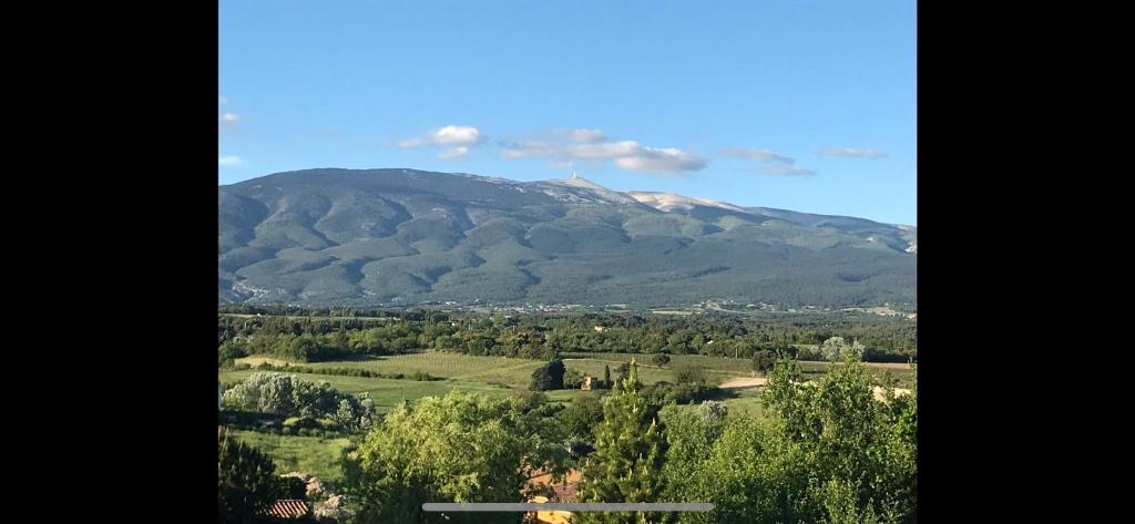 Zdjęcie z galerii obiektu CLOS DU VILLAGE w mieście Mormoiron
