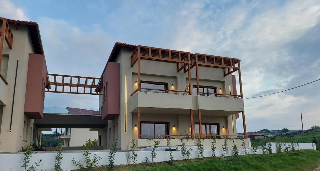 Budova, kde se aparthotel nachází
