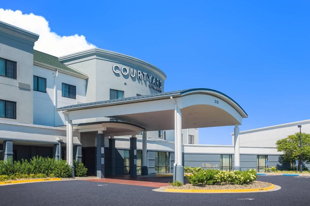a view of a hospital building with a canopy at Courtyard by Marriott Junction City in Junction City