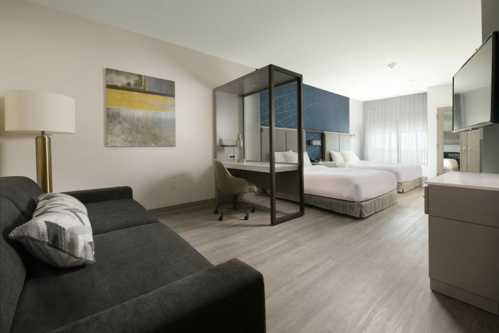 Postel nebo postele na pokoji v ubytování SpringHill Suites by Marriott Lindale Tyler