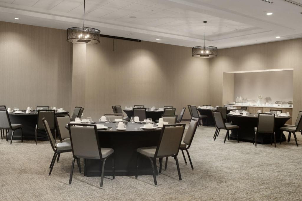Restaurace v ubytování SpringHill Suites by Marriott Lindale Tyler