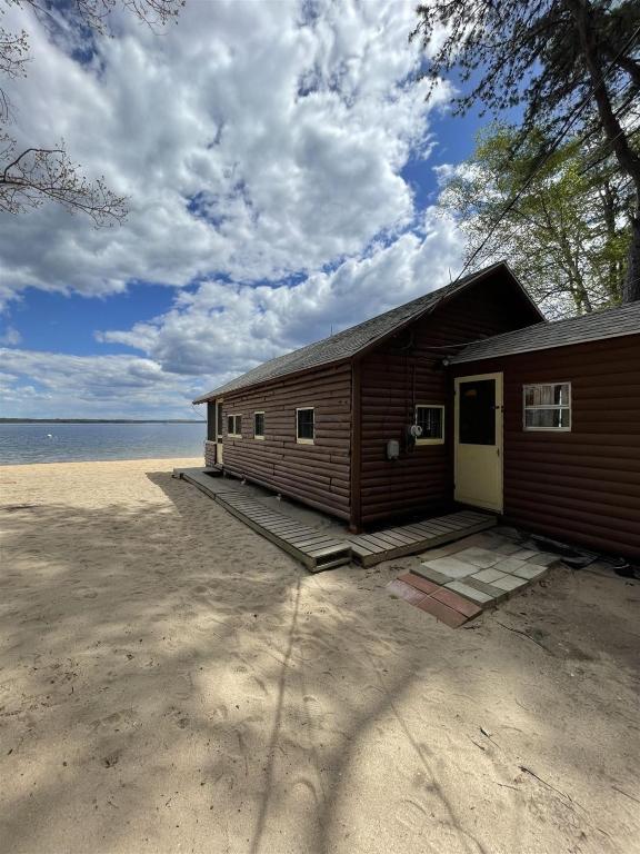 LIMBERLOST LIMIT 6 cottage, Standish (updated prices 2024)