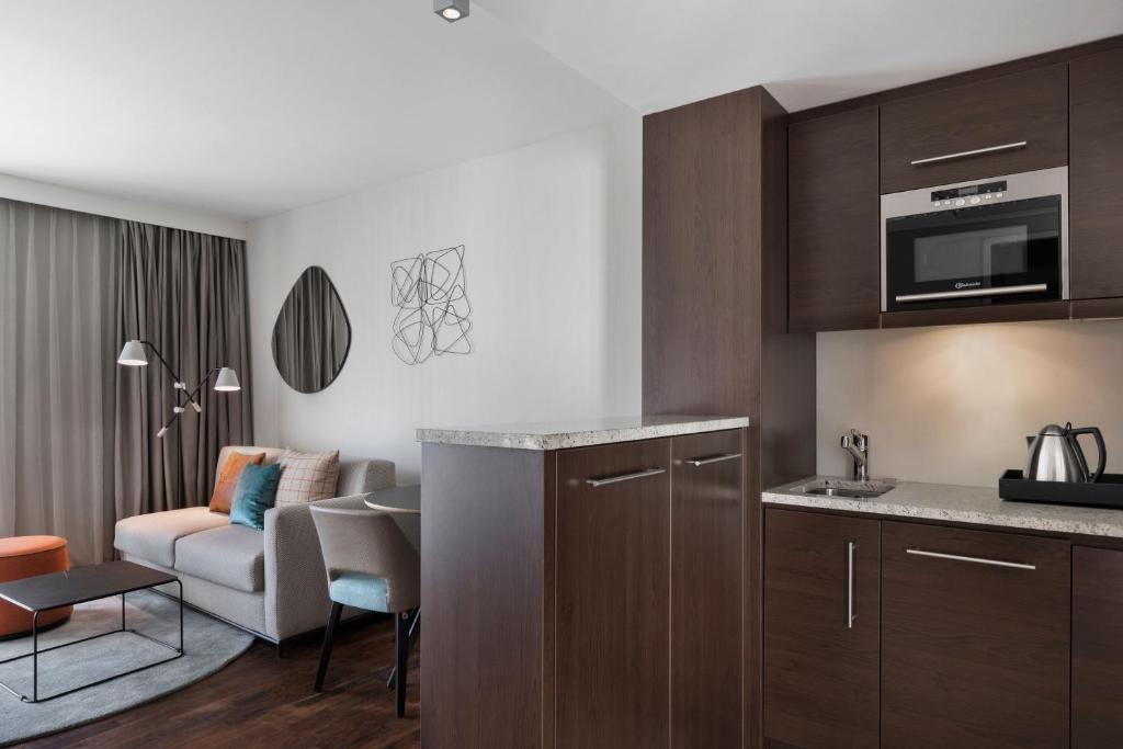 Residence Inn by Marriott Munich City East - Resim 24