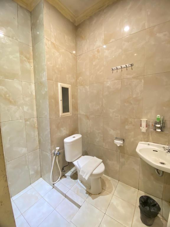 Riverstone Hotel & Cottage - 