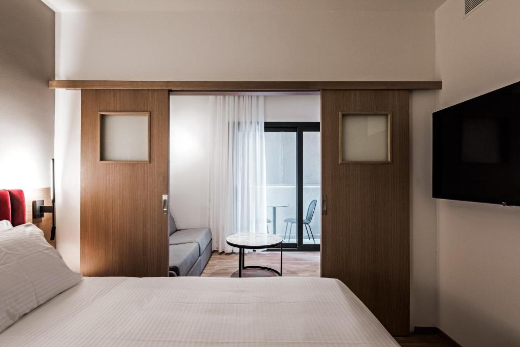 Urban Frame Acropolis - Resim 8