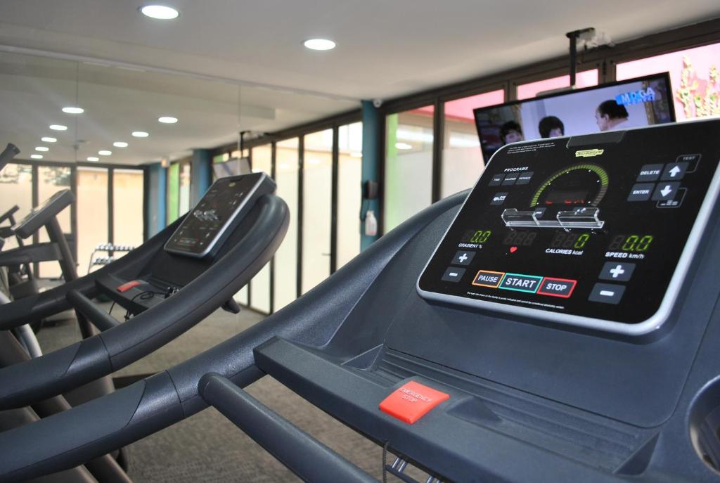 Fitness centrum a/nebo fitness zařízení v ubytování ibis Amman