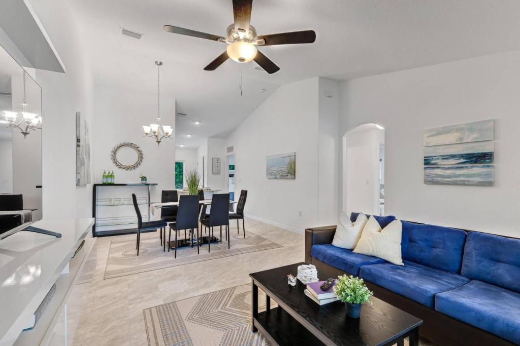 Pony Express Palm Coast, Palm Coast (updated prices 2024)