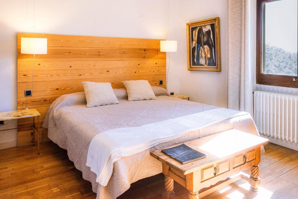 Postel nebo postele na pokoji v ubytování Finca Bell-Lloc