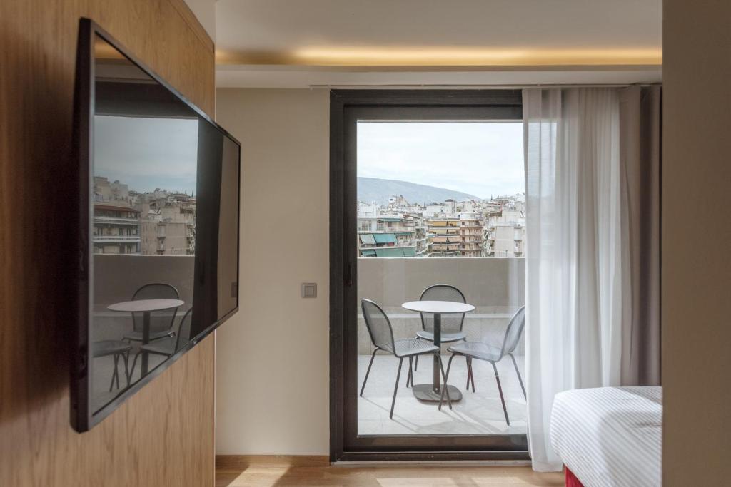 Nespecifikovaný výhled na hory nebo výhled na hory při pohledu z hotelu