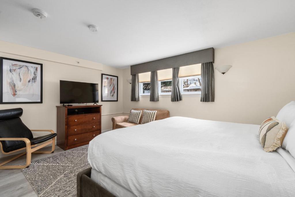 The Beverly - 