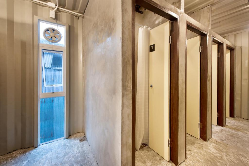 The Yard Bangkok Hostel - 6