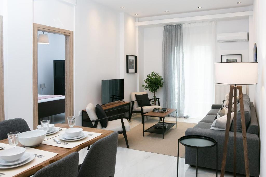 Spacious Luminous Central
