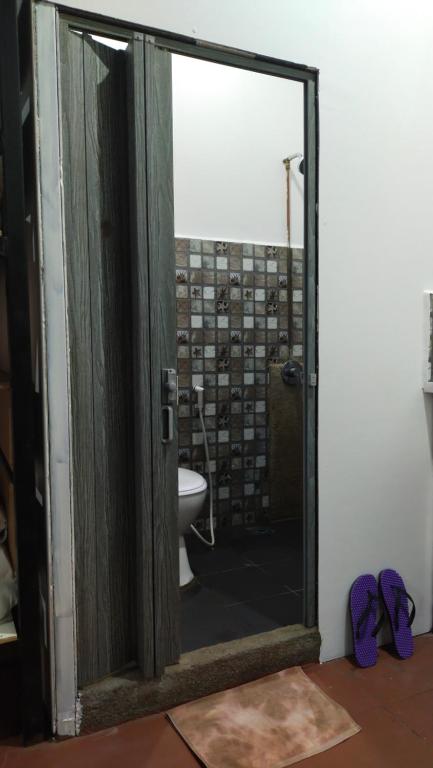 Happy Garden - 8-Bed Female Dormitory Room