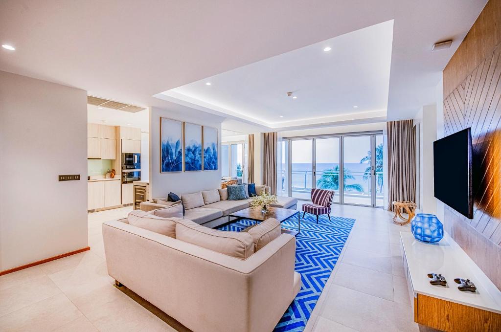 Beachfront Residences - Stunning Sea and Lake View - 8