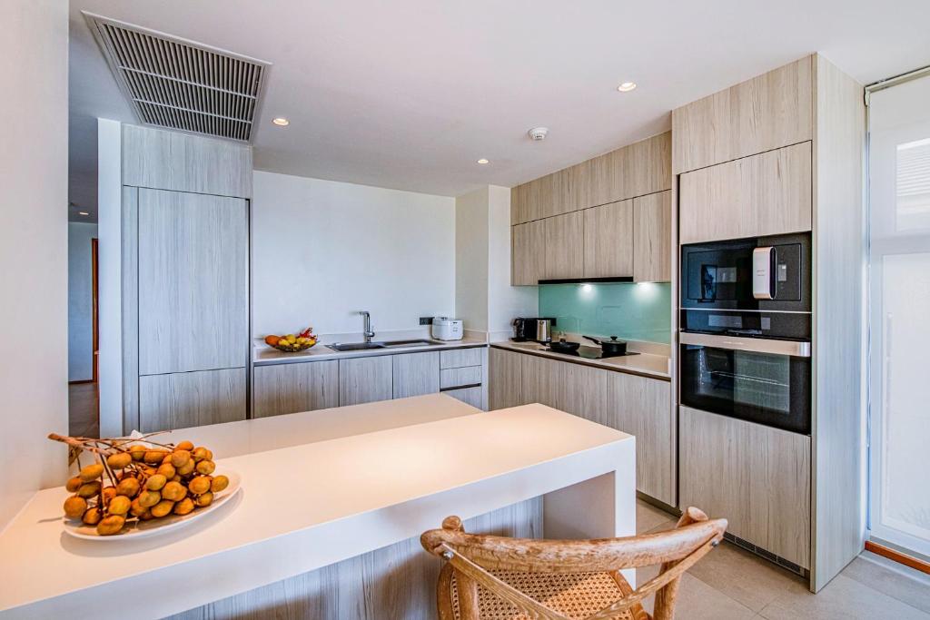 Beachfront Residences - Stunning Sea and Lake View - 14