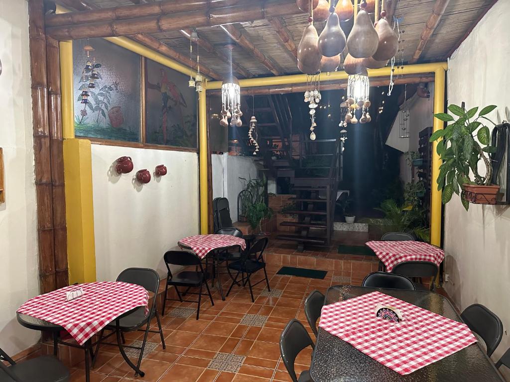 Hotel Pacande B&Bにあるレストランまたは飲食店